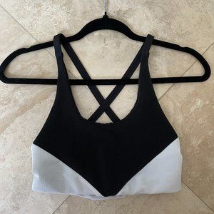 Beach Riot SET B/W Sports Bra + Bike Shorts Size Medium